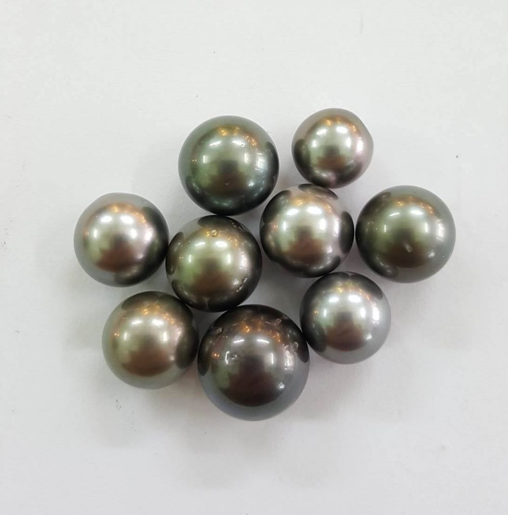 ngoc-trai-den-nhat-1506413631