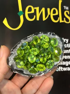 NATURAL PERIDOT - ĐÁ PERIDOT TỰ NHIÊN