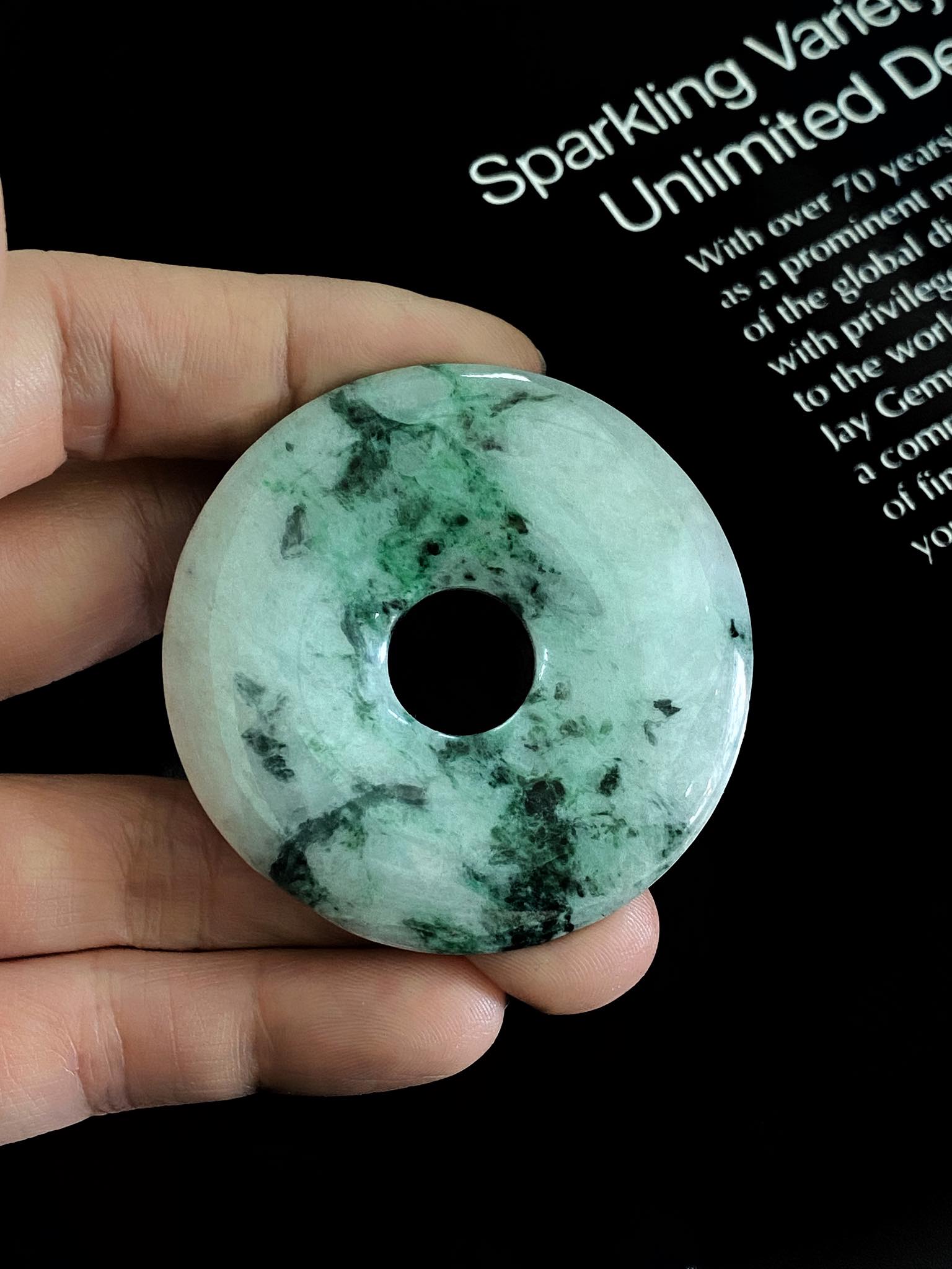ĐỒNG ĐIẾU NGỌC JADEIT TỰ NHIÊN