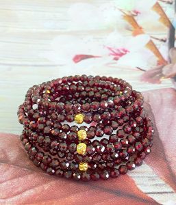 VÒNG TAY ĐÁ GARNET - NGỌC HỒNG LỰU TỰ NHIÊN