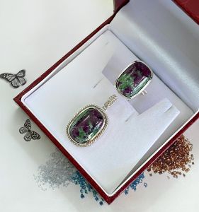 BỘ TRANG SỨC ĐÁ RUBY - ZOISITE TỰ NHIÊN