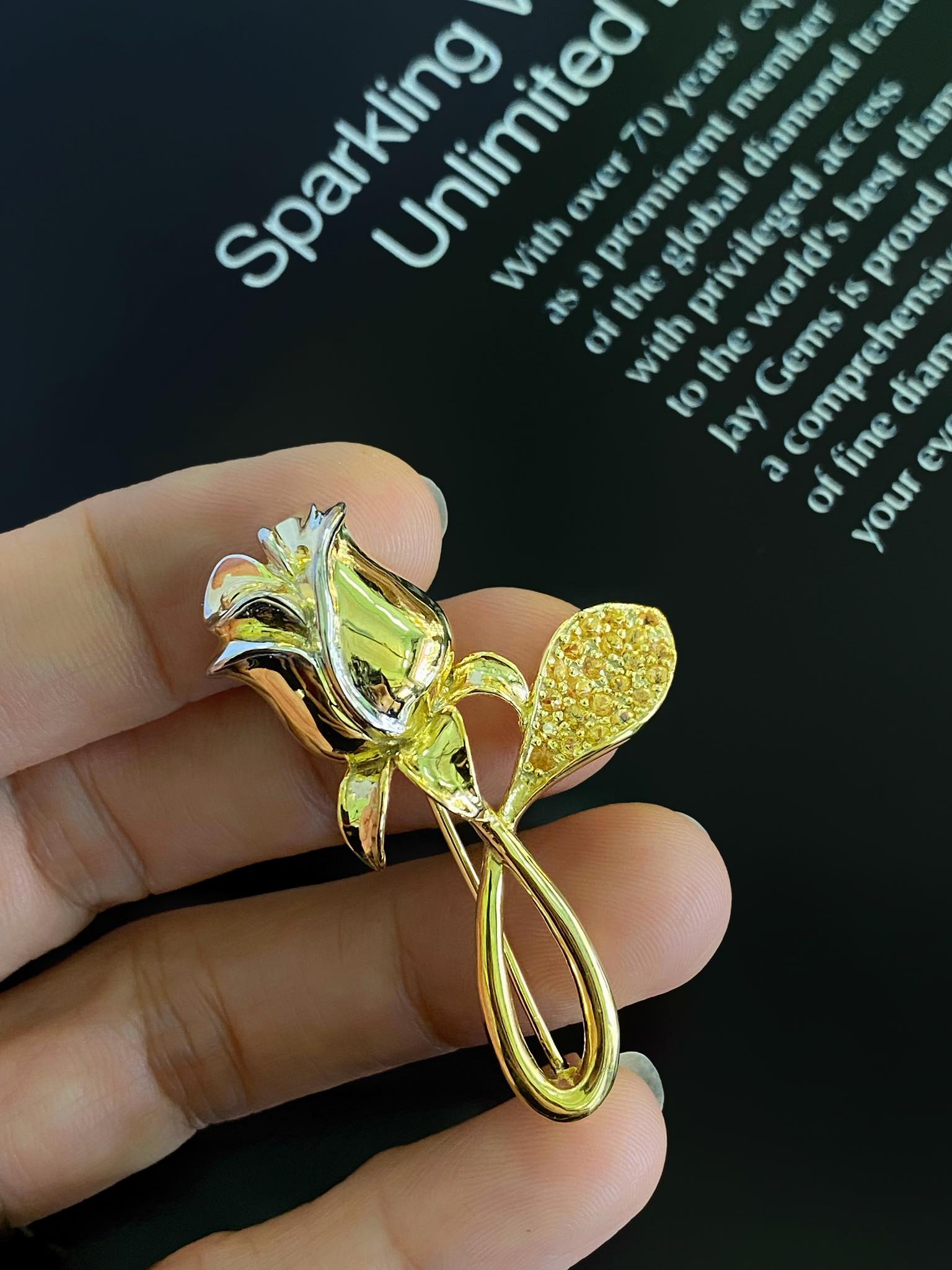 CÀI ÁO BẠC 92.5 ĐÁ SAPPHIRE VÀNG TỰ NHIÊN