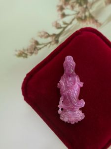 PHẬT BÀ QUAN ÂM RUBY NAM PHI TỰ NHIÊN