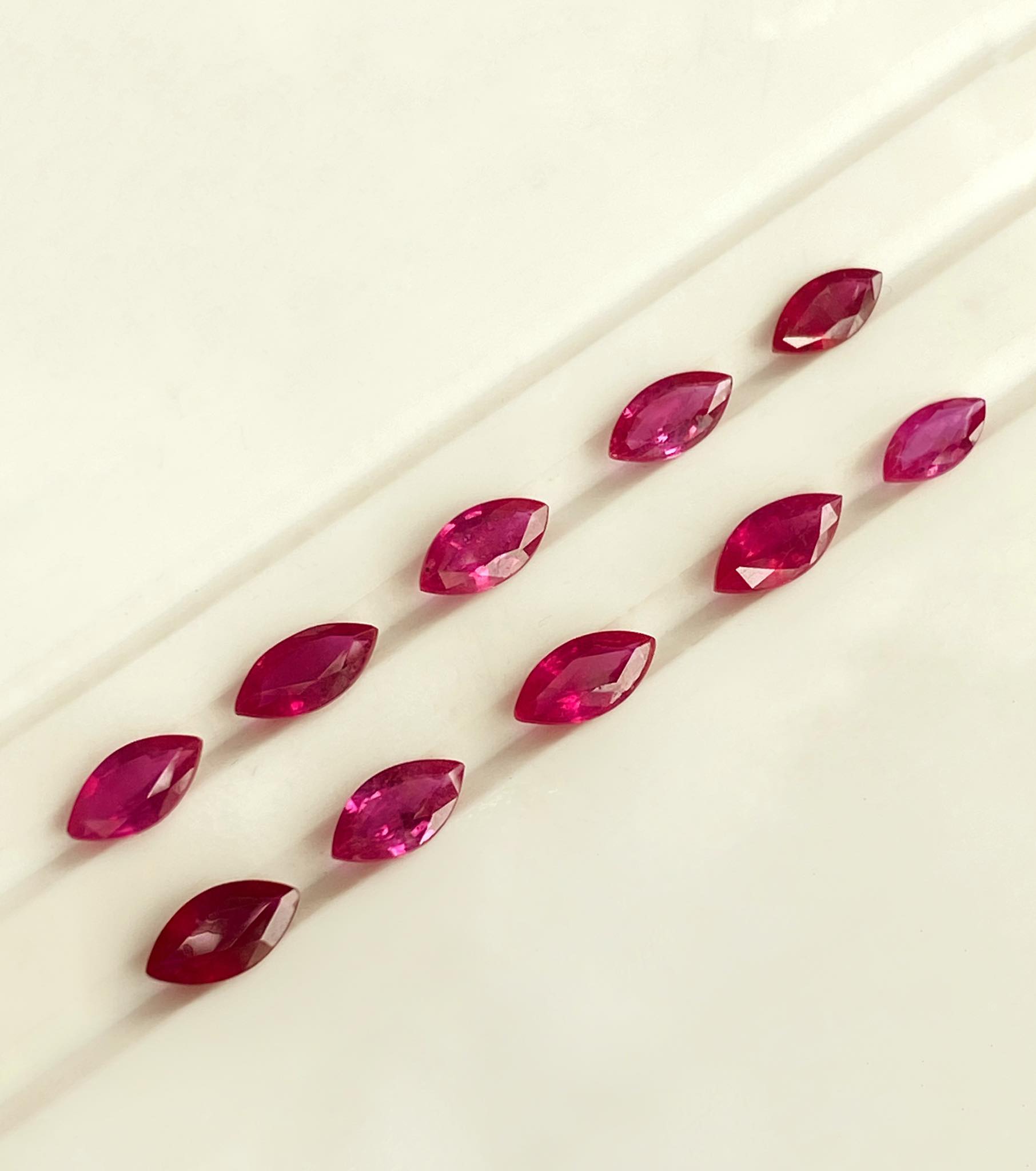 RUBY NAM PHI TỰ NHIÊN