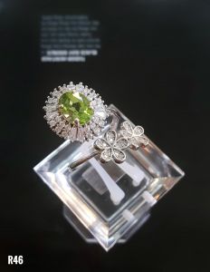 NHẪN BẠC ĐÁ PERIDOT TỰ NHIÊN