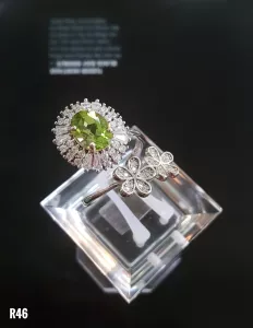 NHẪN BẠC ĐÁ PERIDOT TỰ NHIÊN