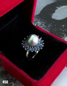 NHẪN BẠC NGỌC TRAI TAHITI KẾT SAPPHIRE TỰ NHIÊN