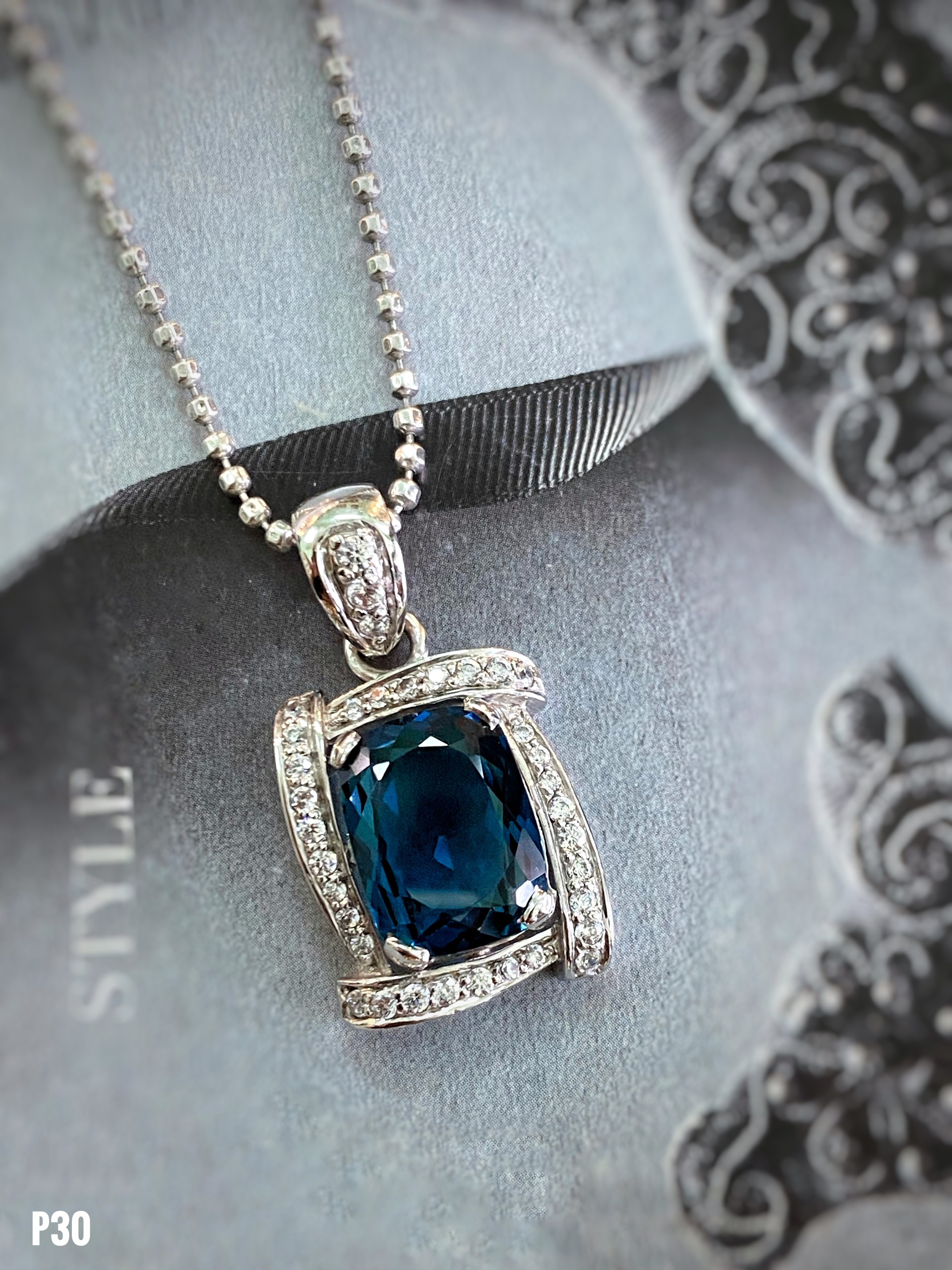 MẶT DÂY BẠC TOPAZ LONDON TỰ NHIÊN
