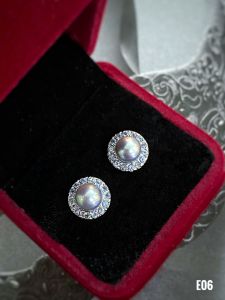 KHUYÊN TAI BẠC XI NGỌC TRAI KẾT ĐÁ TANZANITE TỰ NHIÊN
