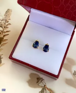 KHUYÊN TAI BẠC XI ĐÁ SAPPHIRE TỰ NHIÊN