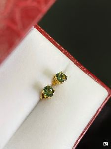 KHUYÊN TAI BẠC XI  ĐÁ SAPPHIRE TỰ NHIÊN