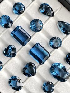 LONDON BLUE TOPAZ TỰ NHIÊN