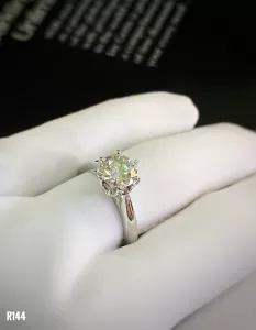 NHẪN  BẠC XI  ĐÁ MOISSANITE