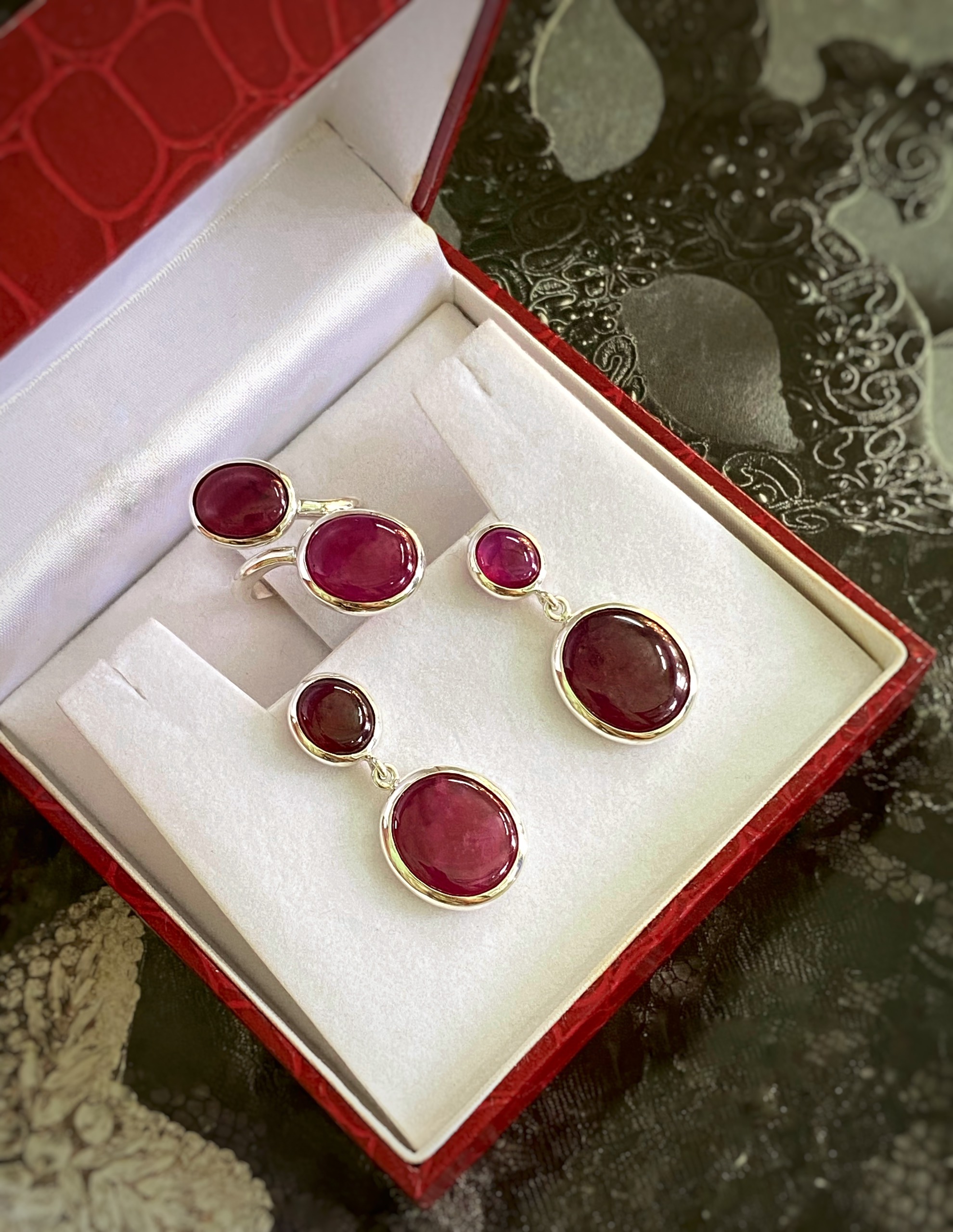BỘ TRANG SỨC BẠC 92.5 ĐÁ RUBY TỰ NHIÊN