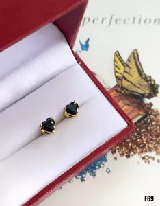KHUYÊN TAI BẠC XI TRÁI TIM ĐÁ SAPPHIRE TỰ NHIÊN