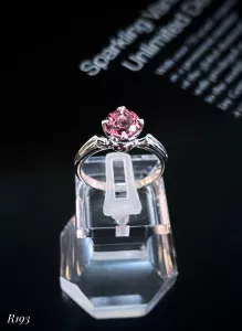 NHẪN  BẠC XI  ĐÁ RUBELLITE KẾT SAPPHIRE TỰ NHIÊN
