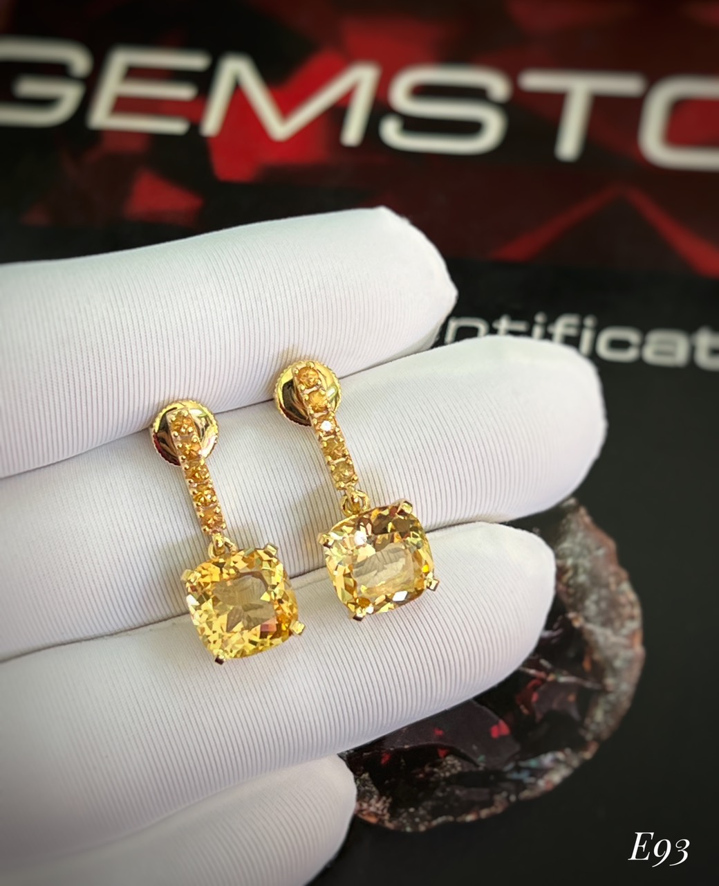 KHUYÊN TAI BẠC XI ĐÁ CITRINE TỰ NHIÊN