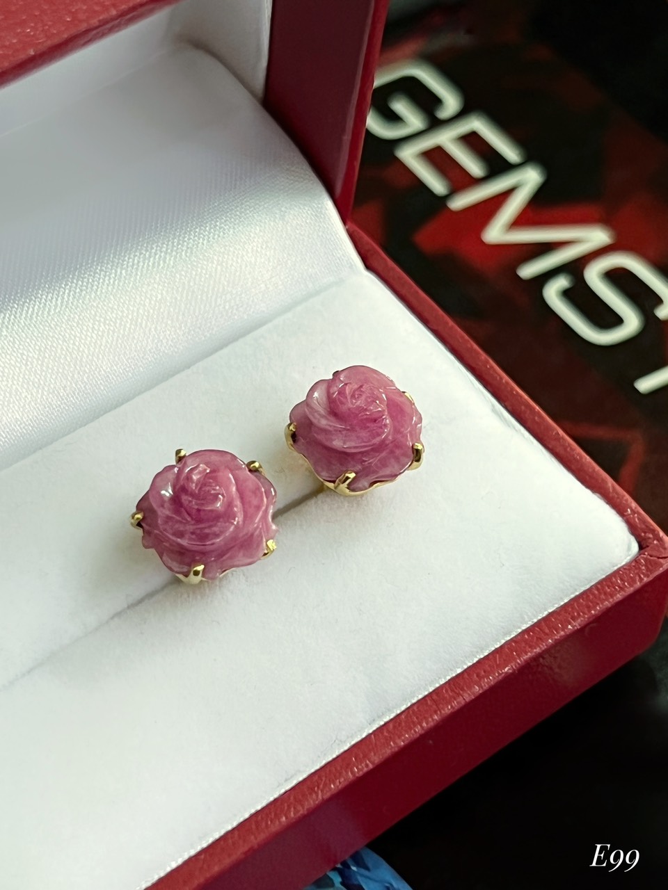 KHUYÊN TAI BẠC XI HOA HỒNG ĐÁ RUBY TỰ NHIÊN