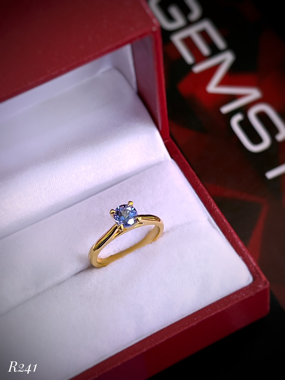 NHẪN BẠC 92.5 XI VÀNG ĐÁ TANZANITE TỰ NHIÊN