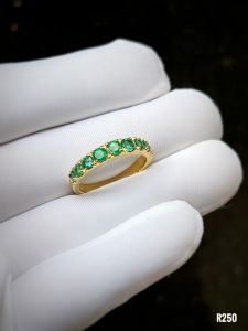 NHẪN BẠC 92.5 XI VÀNG EMERALD-NGỌC LỤC BẢO TỰ NHIÊN