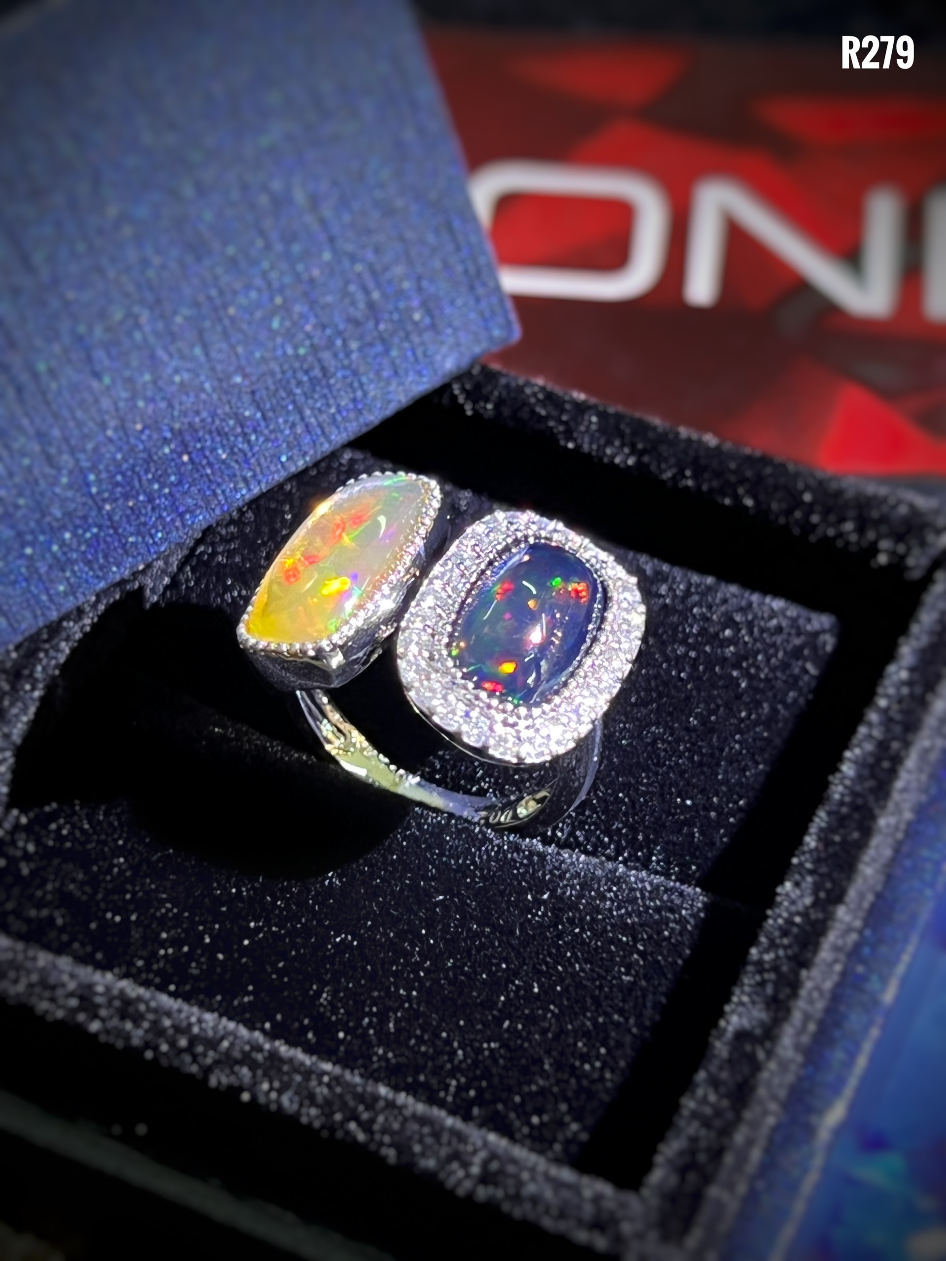 NHẪN BẠC 92.5 XI VÀNG ĐÁ OPAL TỰ NHIÊN