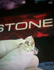 NHẪN BẠC 92.5 ĐÁ TOPAZ TRẮNG TỰ NHIÊN
