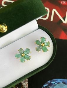 KHUYÊN TAI BẠC XI ĐÁ EMERALD - NGỌC LỤC BẢO TỰ NHIÊN