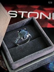 NHẪN BẠC 92.5 SAPPHIRE KẾT TOPAZ LONDON TỰ NHIÊN