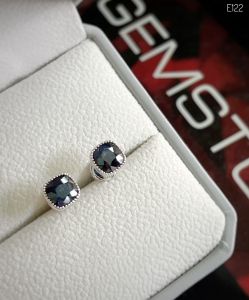 KHUYÊN TAI  BẠC XI  ĐÁ SAPPHIRE TỰ NHIÊN