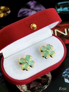 KHUYÊN TAI BẠC XI ĐÁ EMERALD - NGỌC LỤC BẢO TỰ NHIÊN