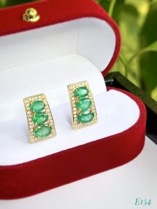 KHUYÊN TAI BẠC XI ĐÁ EMERALD - NGỌC LỤC BẢO TỰ NHIÊN
