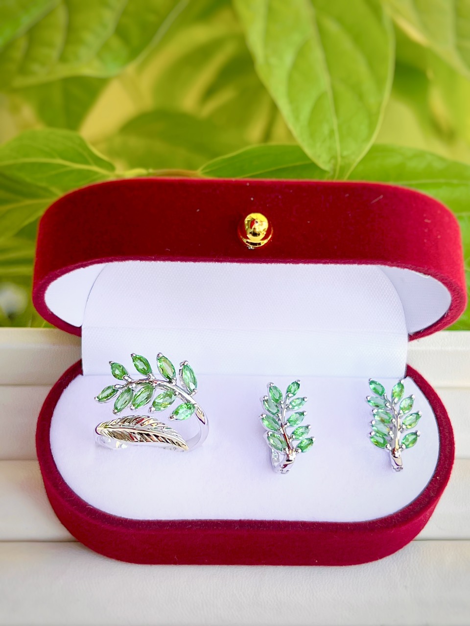 SET NHẪN + KHUYÊN TAI BẠC 92.5 ĐÁ GARNET TSAVORITE TỰ NHIÊN