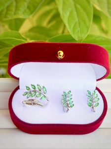 SET NHẪN + KHUYÊN TAI BẠC 92.5 ĐÁ GARNET TSAVORITE TỰ NHIÊN