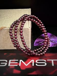 VÒNG TAY ĐÁ GARNET - NGỌC HỒNG LỰU TỰ NHIÊN 4.5MM