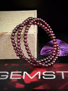 VÒNG TAY ĐÁ GARNET - NGỌC HỒNG LỰU TỰ NHIÊN 4.5MM