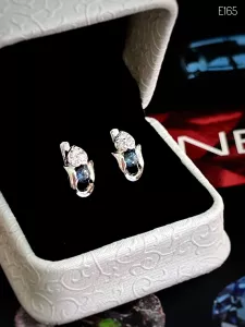 KHUYÊN TAI BẠC ĐÁ SAPPHIRE TỰ NHIÊN
