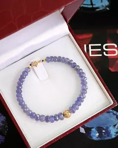 VÒNG TAY ĐÁ TANZANITE TỰ NHIÊN