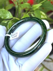 VÒNG TAY NGỌC JADEITE TỰ NHIÊN