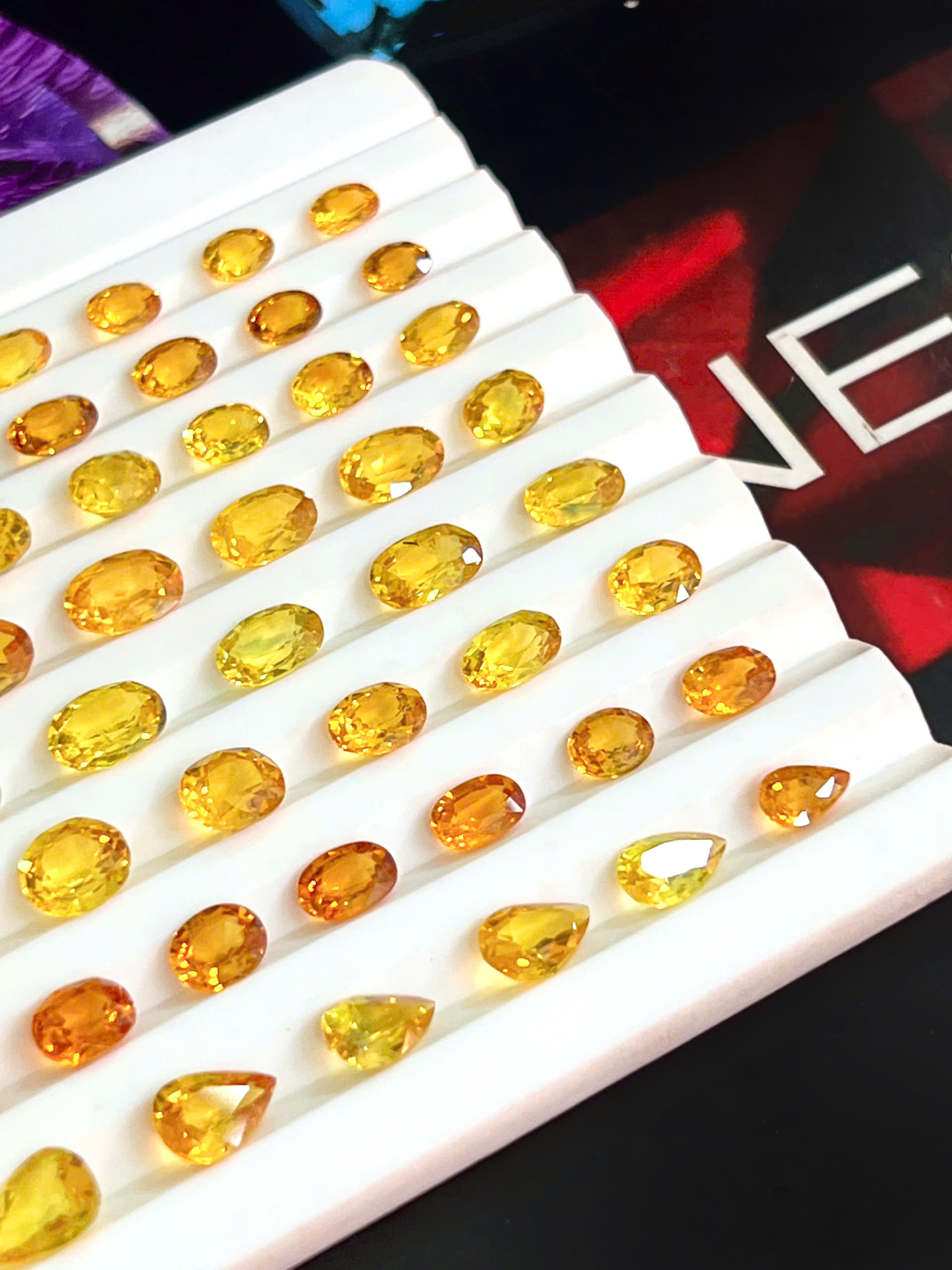 ĐÁ SAPPHIRE TỰ NHIÊN