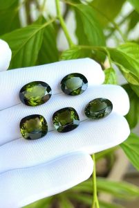 ĐÁ TOURMALINE TỰ NHIÊN