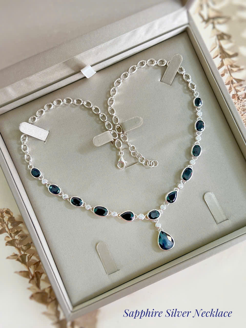 VÒNG CỔ BẠC 92.5 ĐÁ SAPPHIRE TỰ NHIÊN