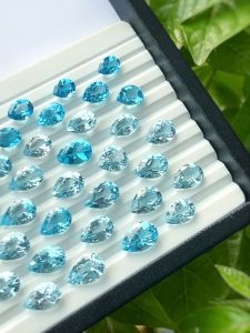 BLUE TOPAZ TỰ NHIÊN HÌNH GIỌT NƯỚC