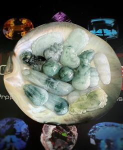 NGỌC CẨM THẠCH TỰ NHIÊN