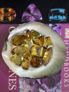 ĐÁ THẠCH ANH TỰ NHIÊN