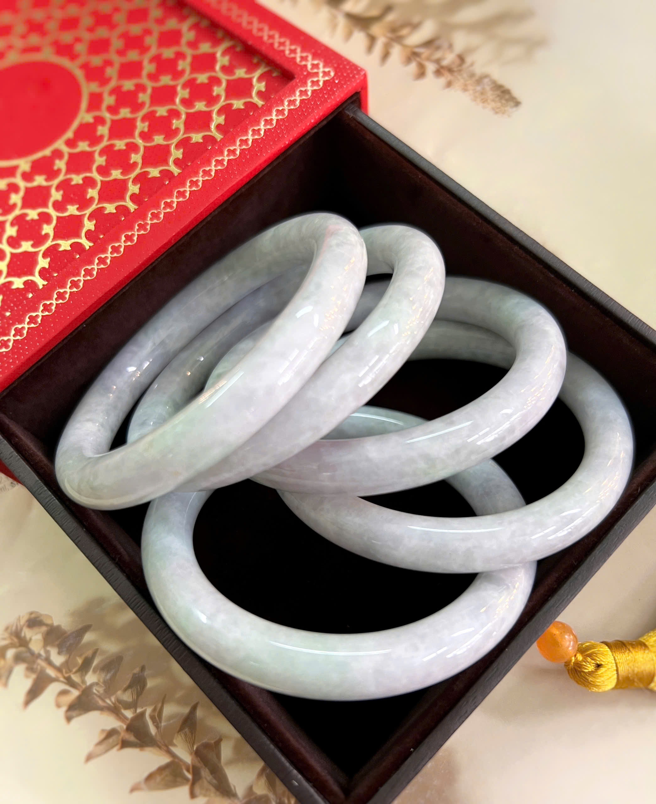 VÒNG TAY NGỌC CẨM THẠCH TỰ NHIÊN
