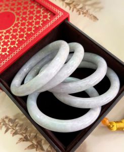 VÒNG TAY NGỌC CẨM THẠCH TỰ NHIÊN