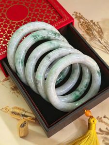 VÒNG TAY NGỌC CẨM THẠCH TỰ NHIÊN