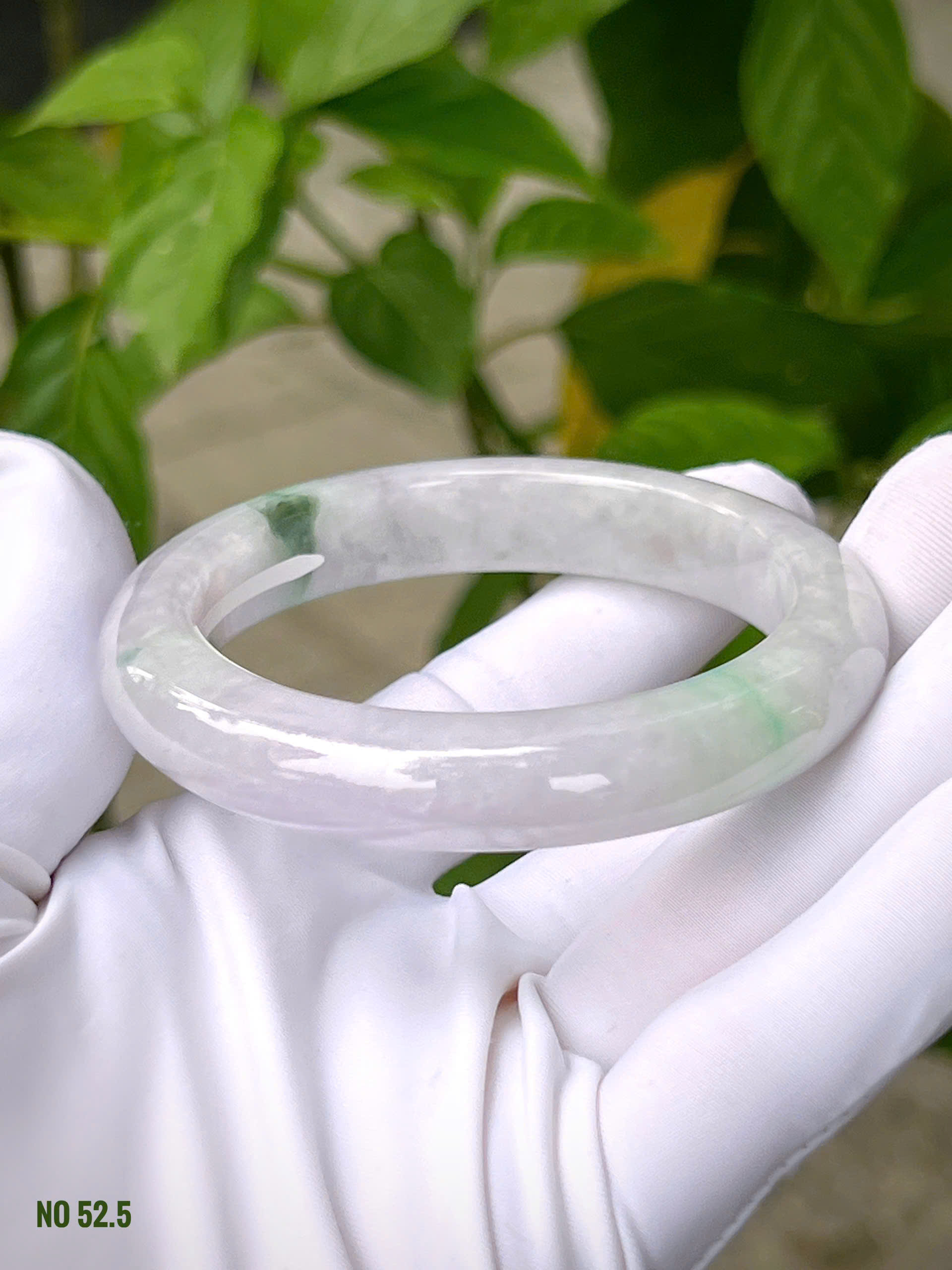 VÒNG NGỌC CẨM THẠCH TỰ NHIÊN