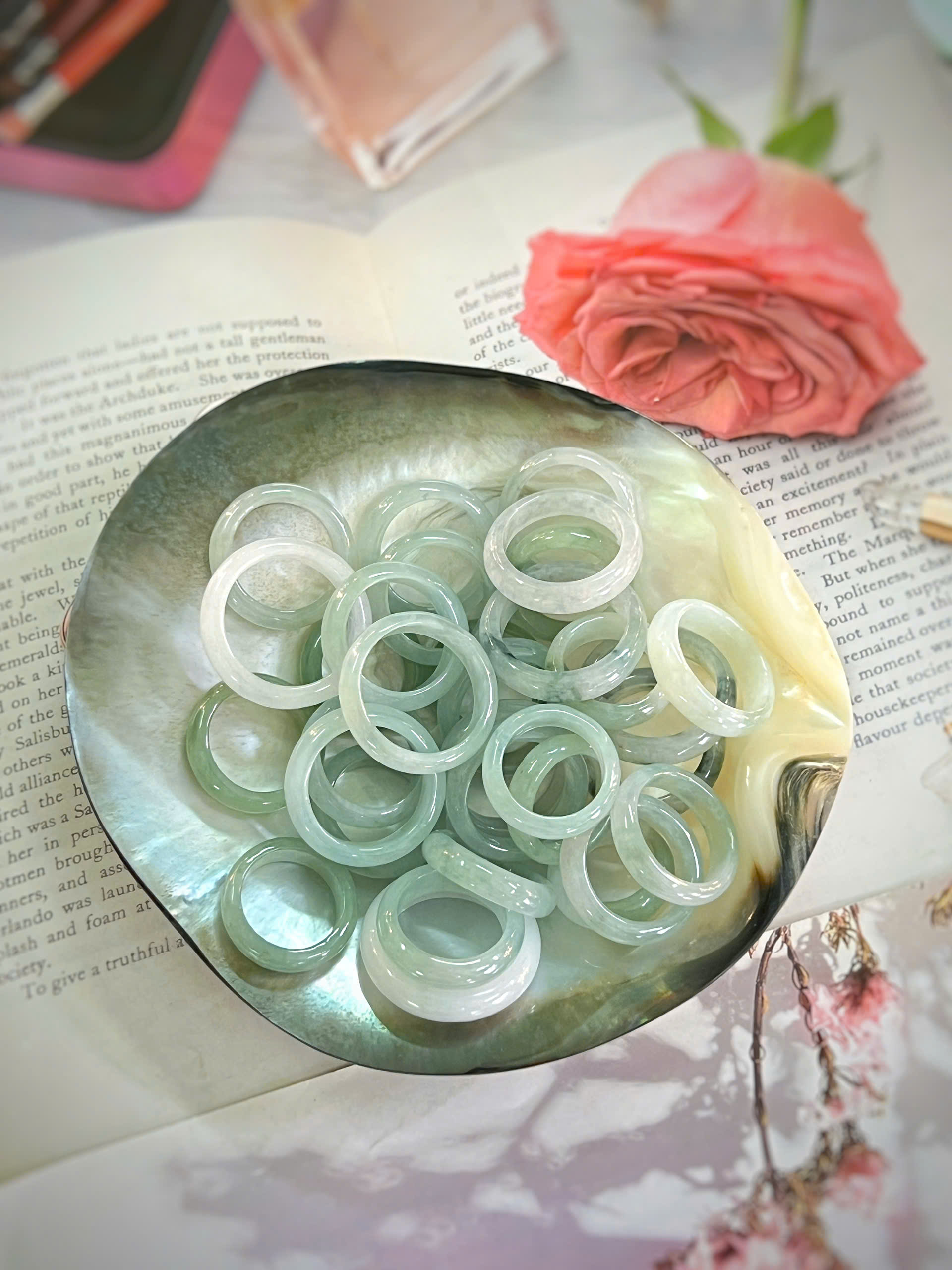 gen-h-z7352028232948_70ca38cfeba2545d8238c1b1349a9735