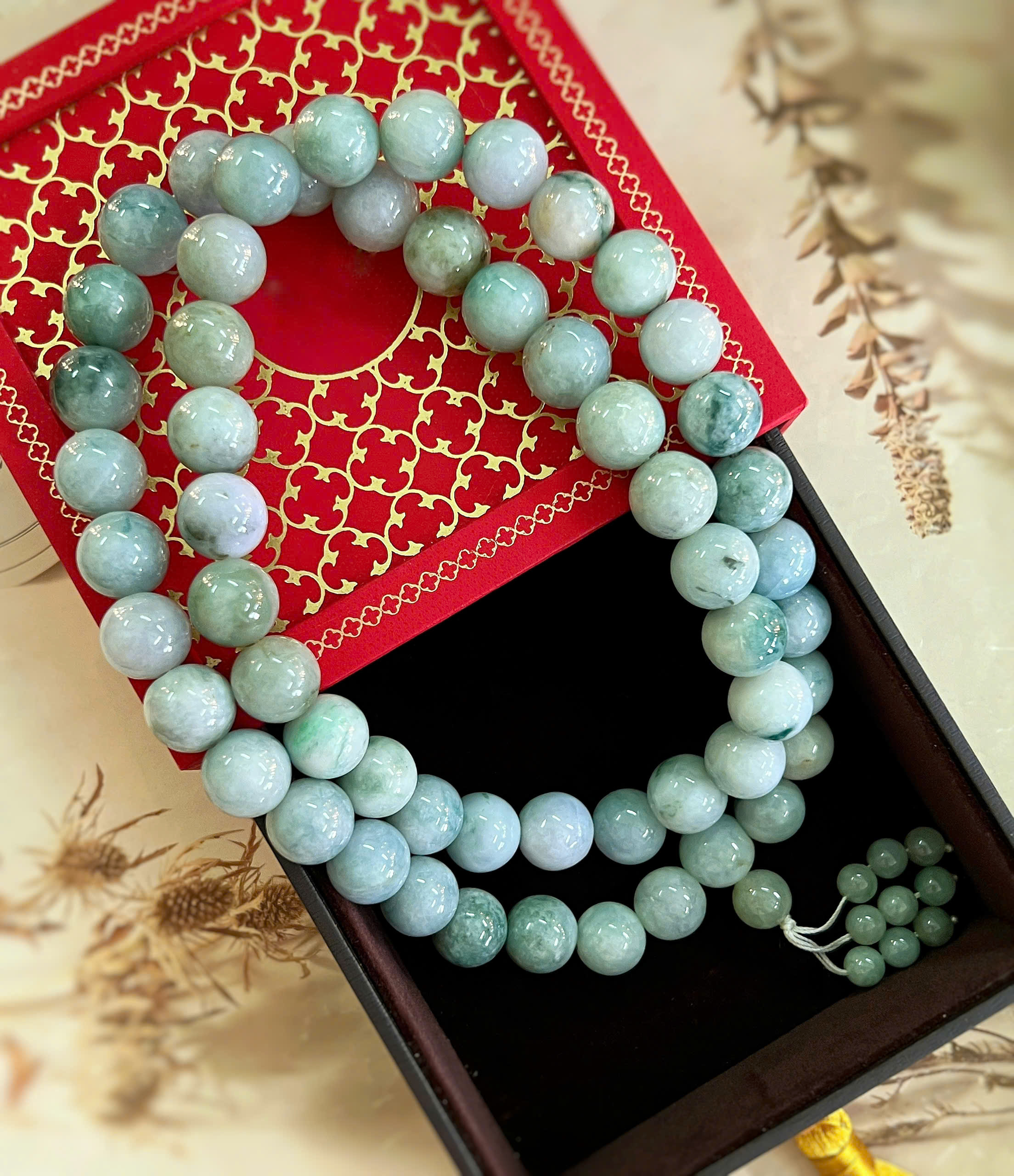 CHUỖI 54 HẠT NGỌC CẨM THẠCH TỰ NHIÊN